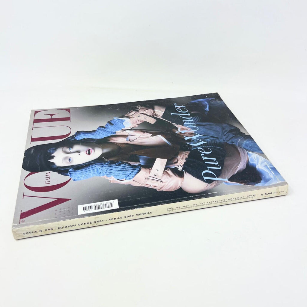 Vogue Magazine Italia April 2006 N. 668 Coco Rocha Cover Pure Wonder