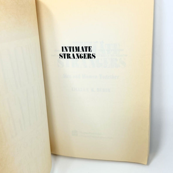 Intimate Strangers: Men and Women Together by Lillian B. Rubin
