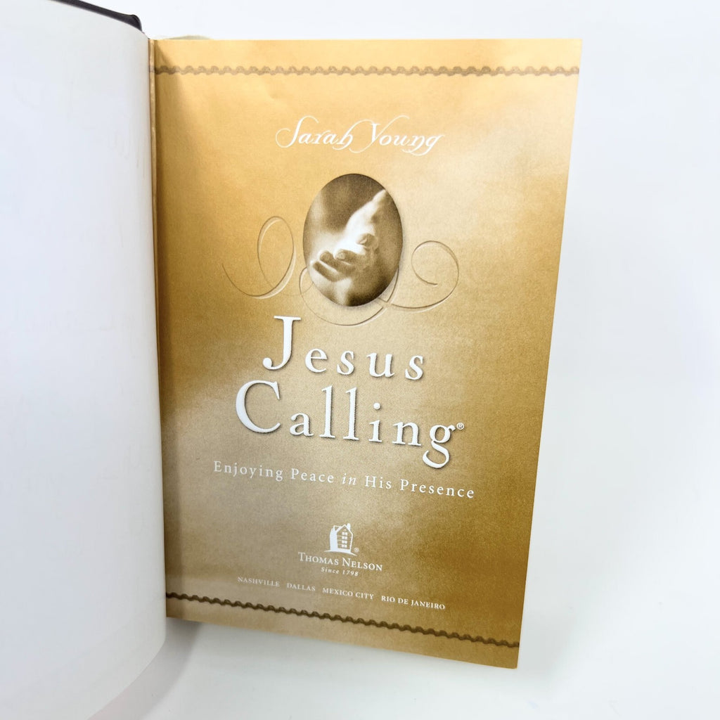 Jesus Calling: Enjoying Peace in His Presence - Hardcover