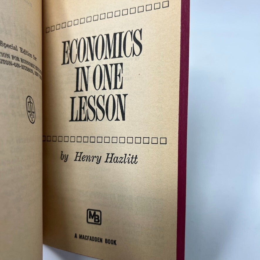 Economics in One Lesson by Henry Hazlitt Softcover 4th Printing 1965