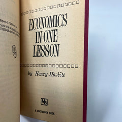 Economics in One Lesson by Henry Hazlitt Softcover 4th Printing 1965