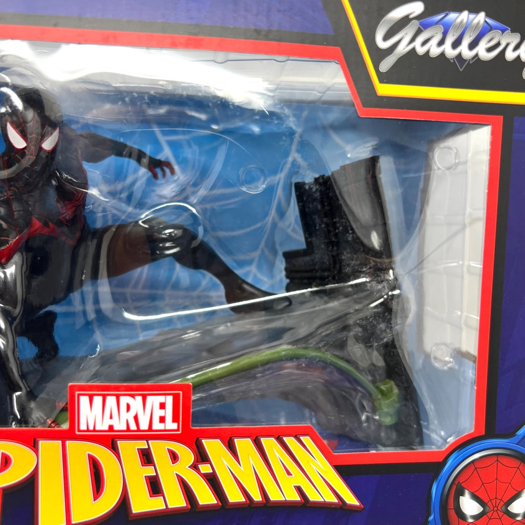 Marvel Gallery Game Stop Exclusive Spiderman Miles Morales PVC Diorama Figure
