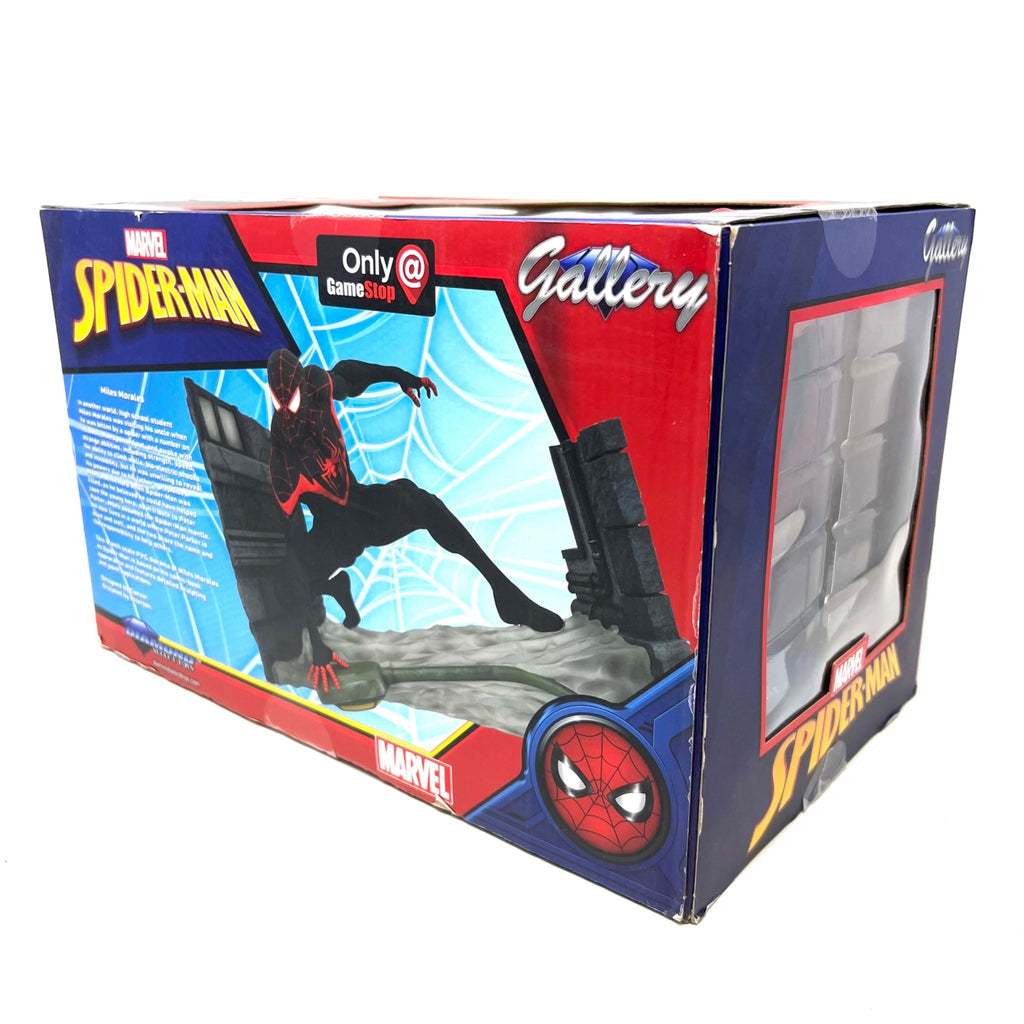 Marvel Gallery Game Stop Exclusive Spiderman Miles Morales PVC Diorama Figure