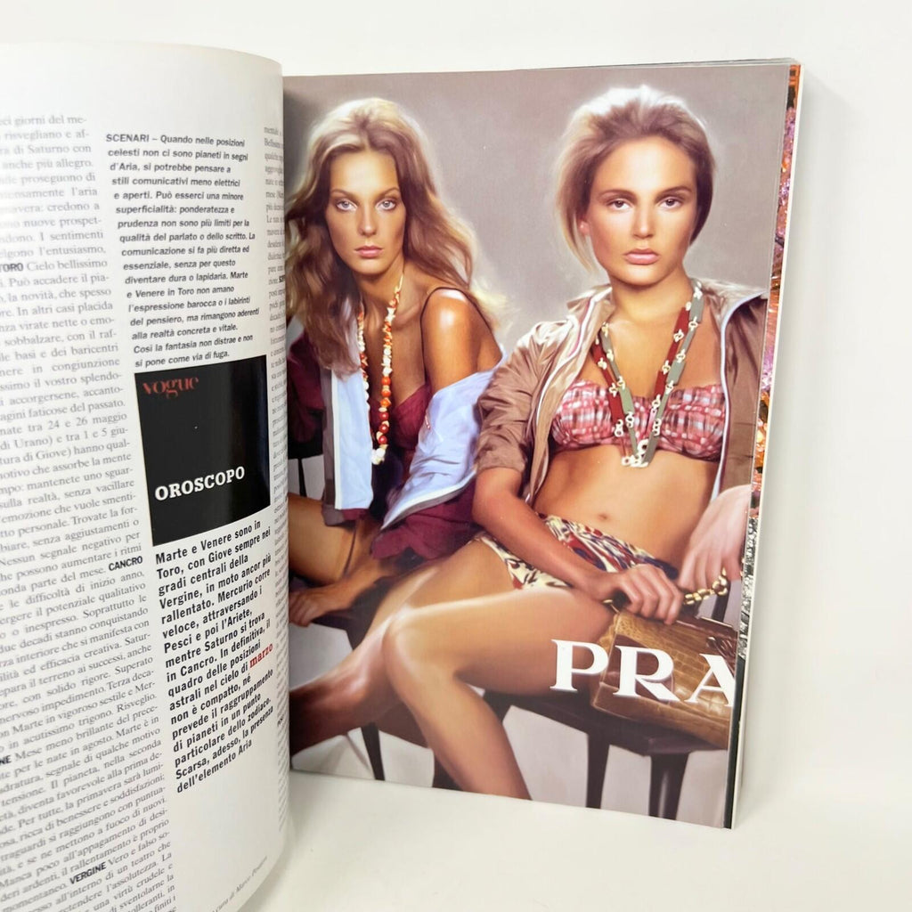 Vogue Magazine Italia N.643 August 2004 Above All Fashion