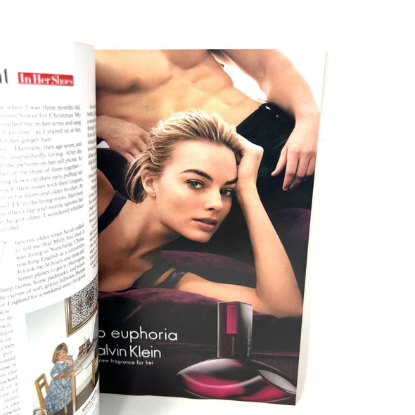 2017 APRIL VOGUE MAGAZINE - SELENA GOMEZ COVER - L 13170