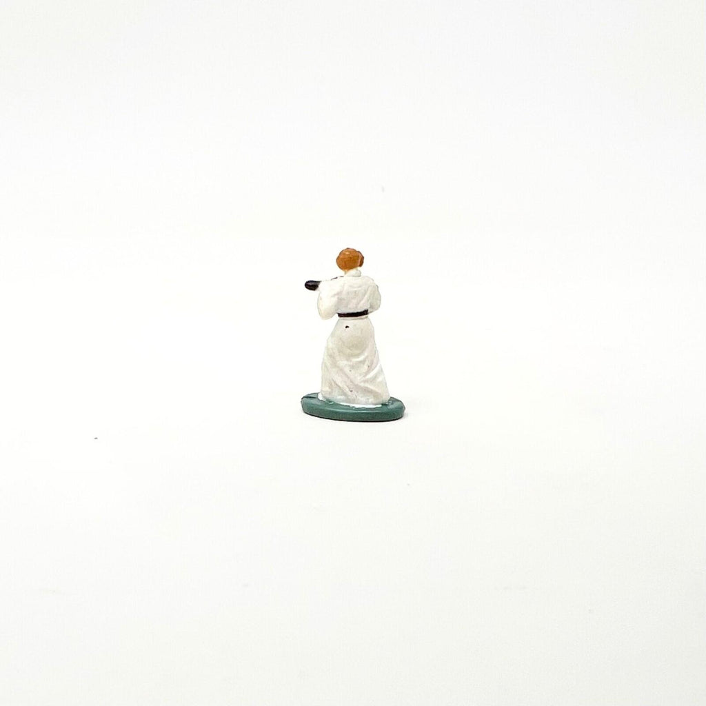 Micro Machines Star Wars Princess Leia With Blaster Minifigure