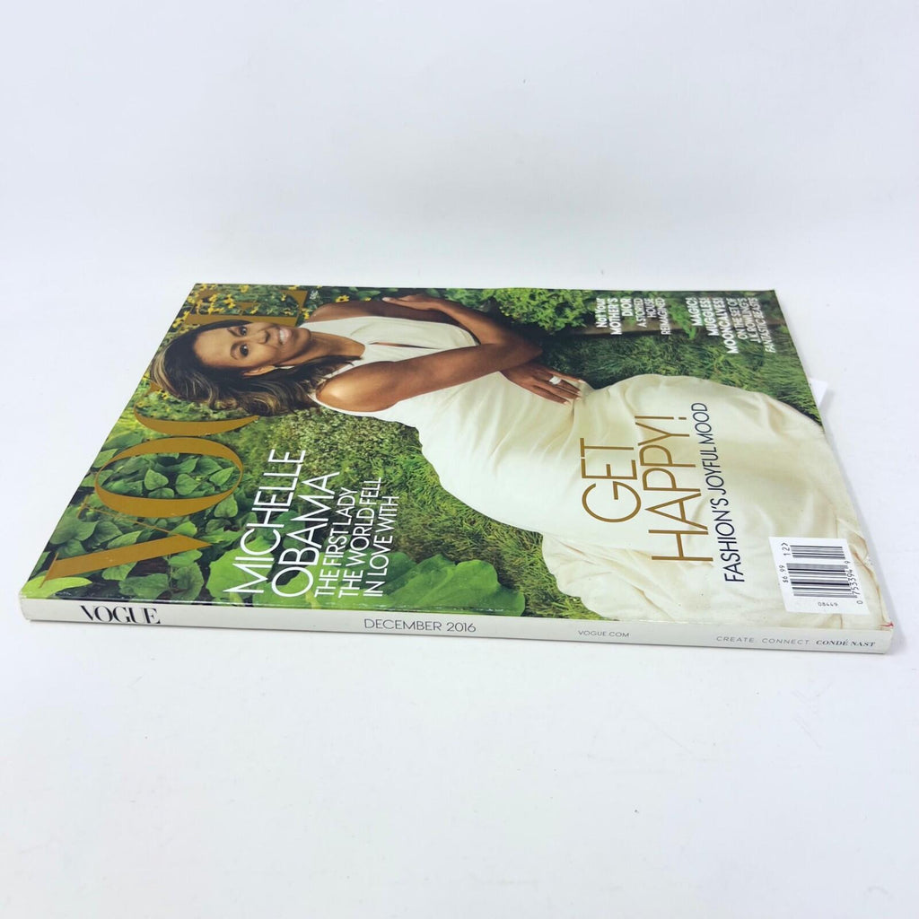 VOGUE Magazine 12 2006 Michelle Obama The First Lady The World Fell in love with