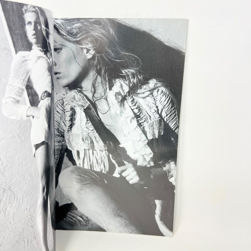 VOGUE Magazine Italia N.725 January 2011 Allure
