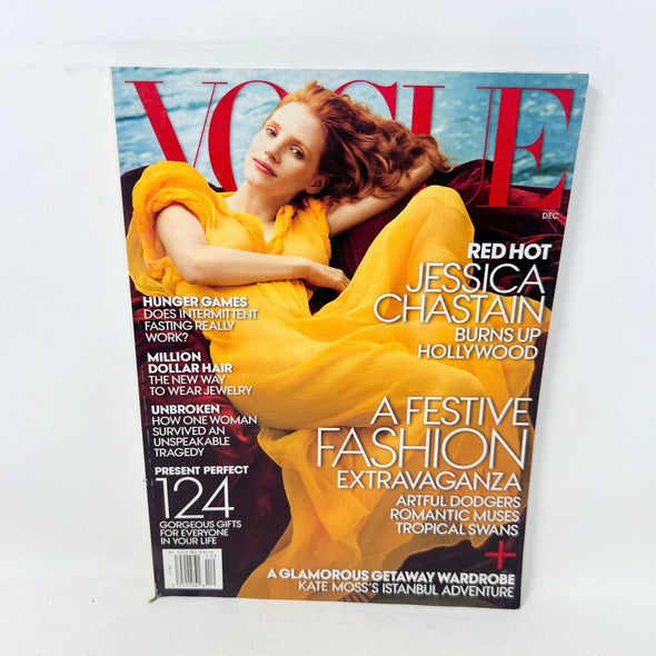 VOGUE Magazine December 2013 Red Hot Jessica Chastain Cover