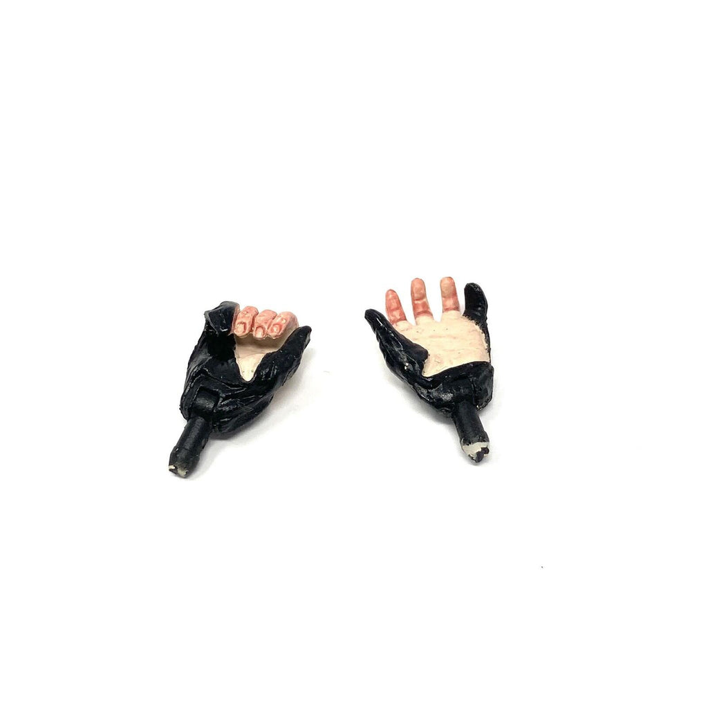 NECA Hellraiser Ultimate Pinhead  Loose Action Figure set of Hands Only