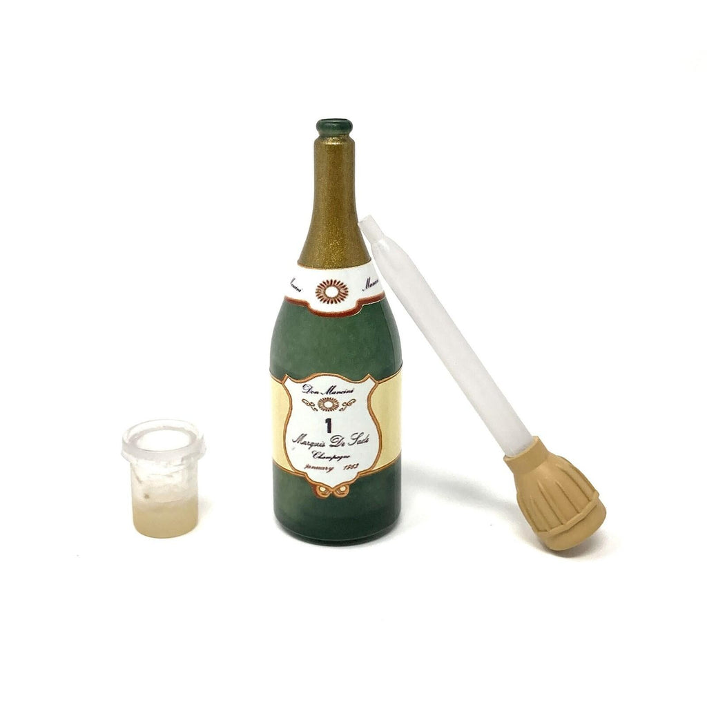 Neca Bride of Chucky Chucky & Tiffany  Wine Bottle , Beaker & Baster Toy