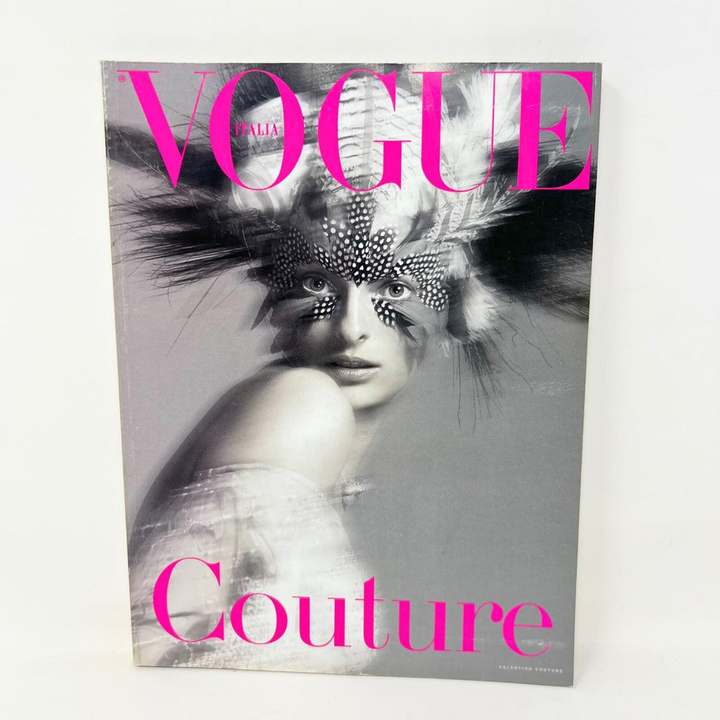 Vogue Magazine Italia N.619 March 2002