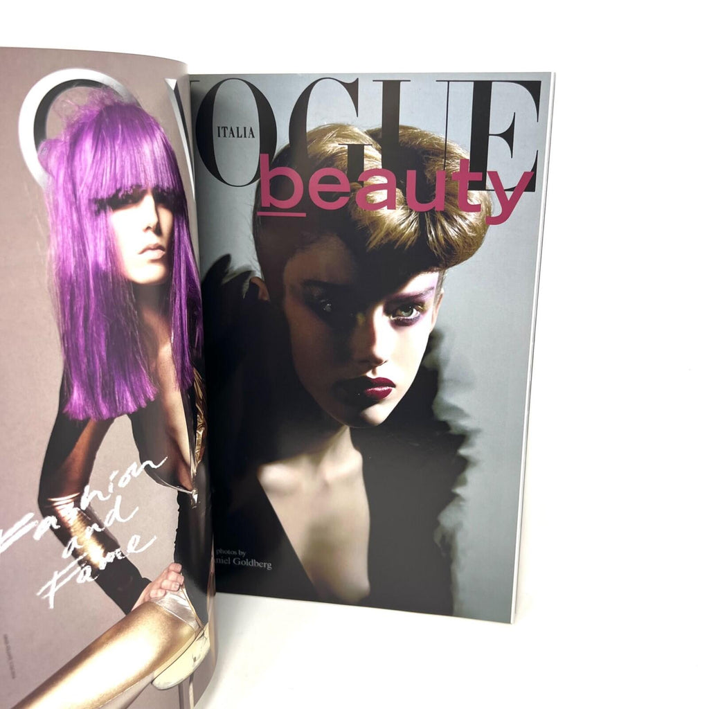 Vogue Magazine Italia N. 703 March 2009 Springs Fearless Fashion