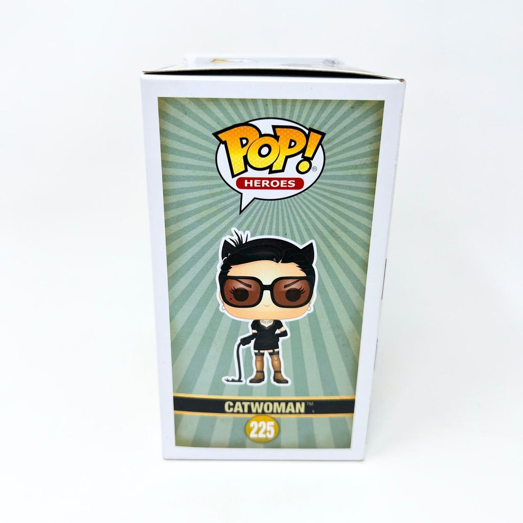 Funko Pop Heroes DC Combshells Chase Catwoman Damaged Box