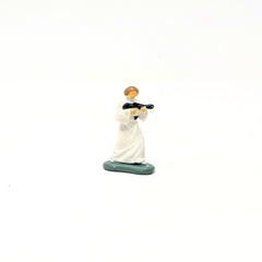 Micro Machines Star Wars Princess Leia With Blaster Minifigure