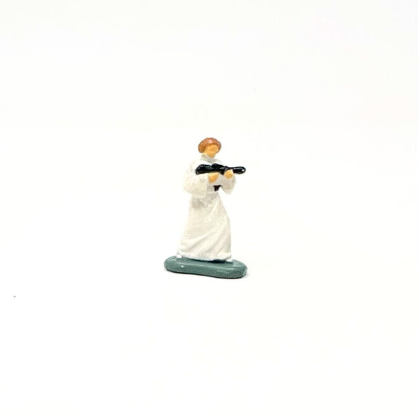 Micro Machines Star Wars Princess Leia With Blaster Minifigure
