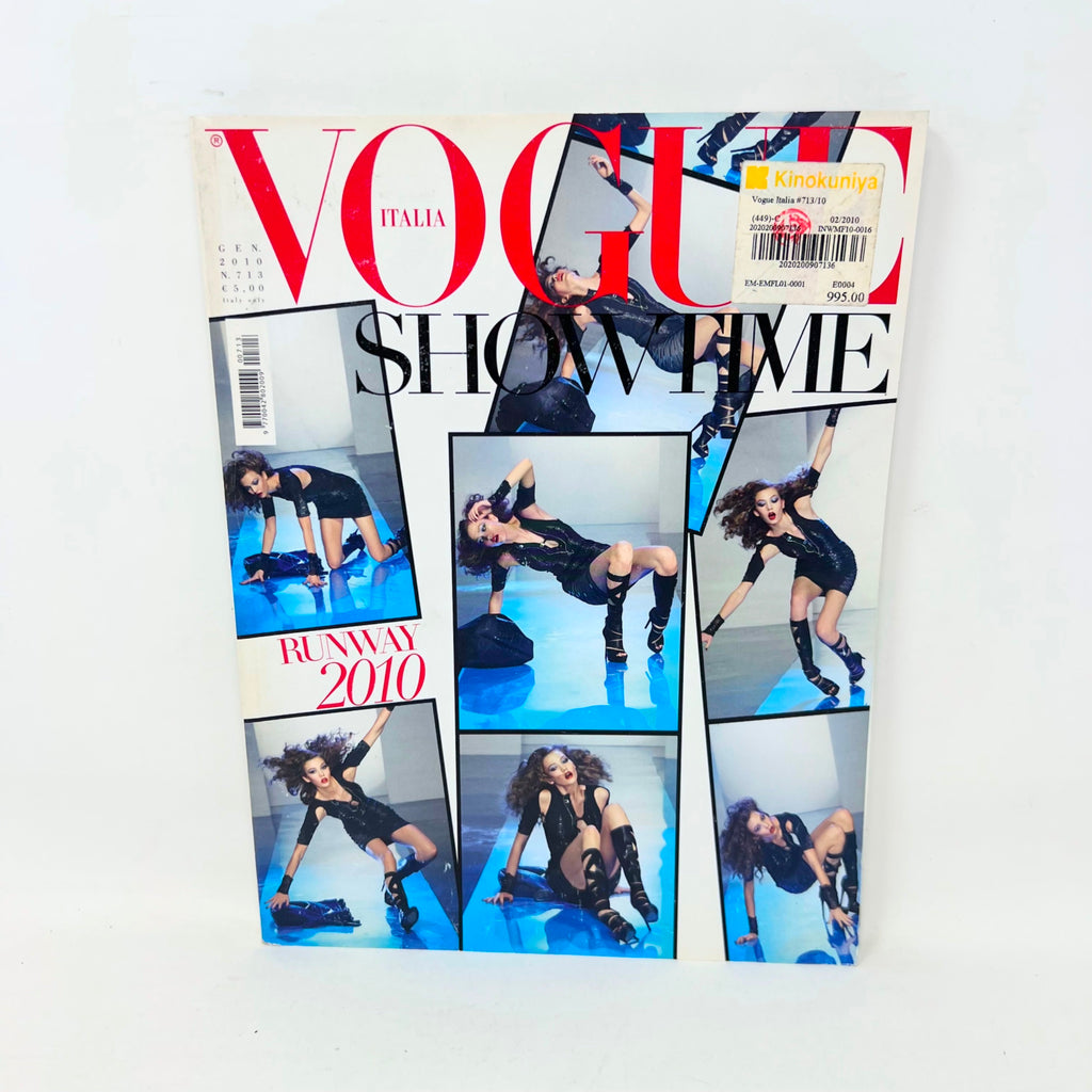 VOGUE ITALIA January  2010 713 Showtime RUNWAY + FASHION SHOW
