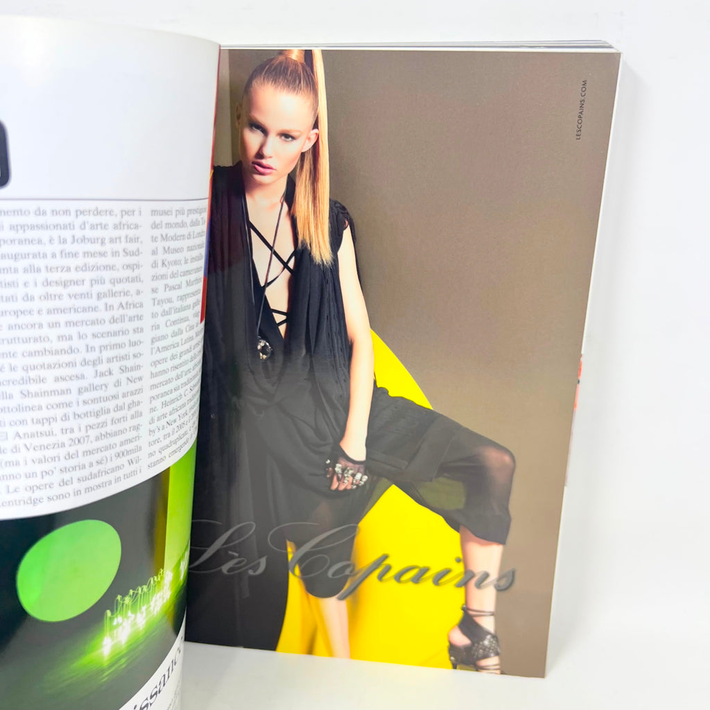 Vogue Magazine Italia N.715 Edizioni Conde Nast March 2010