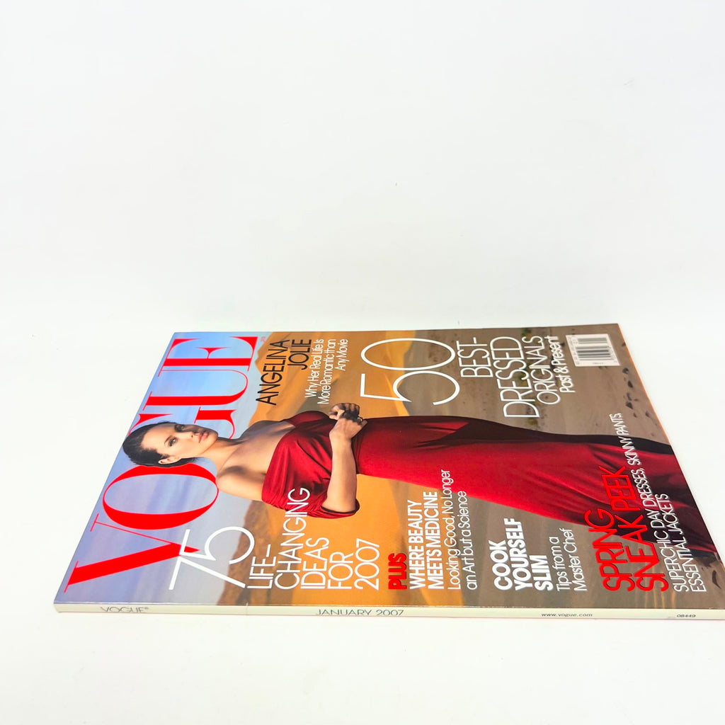 Vogue Magazine US cover Angelina Jolie January 2007