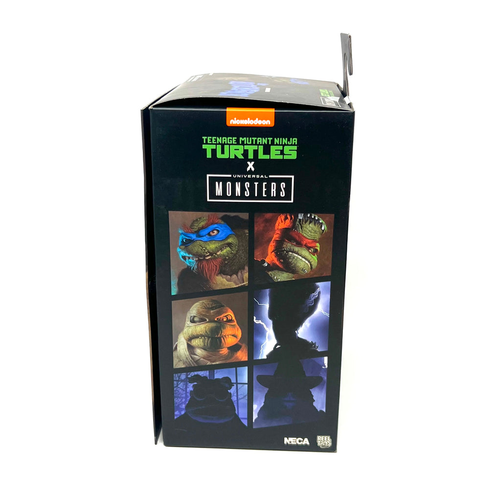 NECA Teenage Mutant Ninja Turtles X Monsters Leonardo As The Hunchback Figure