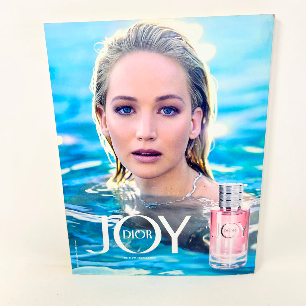 VOGUE BRITISH MAGAZINE, THE BECKHAMS ON FAMILY FAME & FASHION OCTOBER, 2018