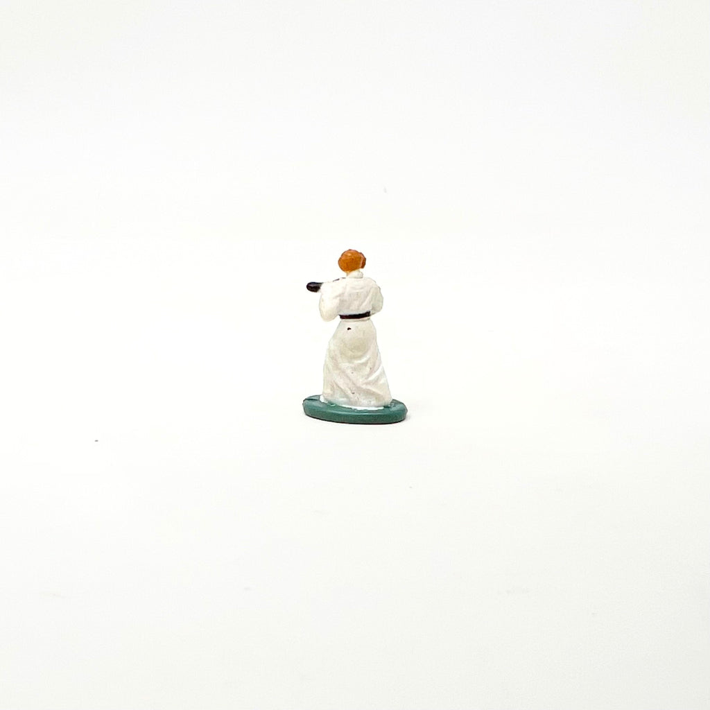 Micro Machines Star Wars Princess Leia With Blaster Minifigure