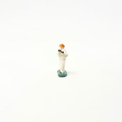 Micro Machines Star Wars Princess Leia With Blaster Minifigure