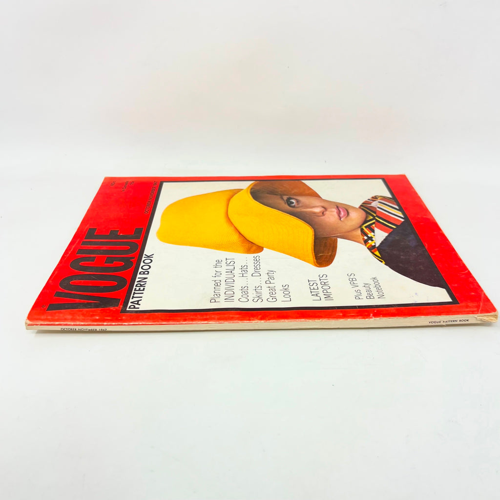 Vintage Vogue Magazine Pattern Book Oct/Nov 1967